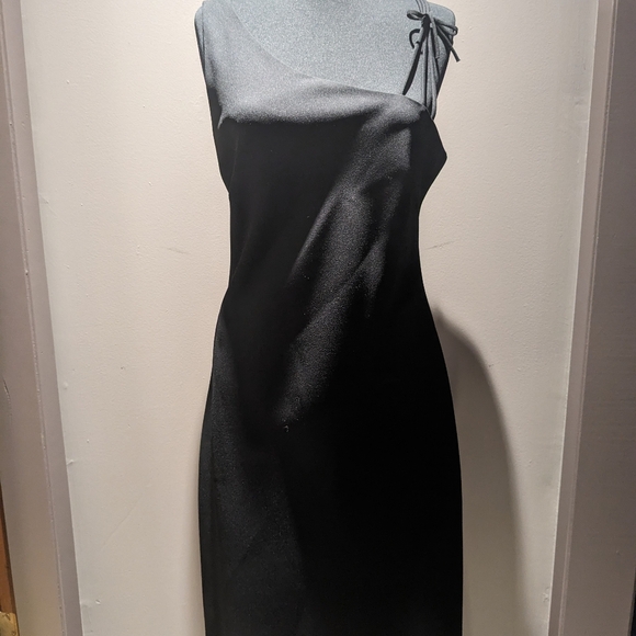 My little black dress - Picture 2 of 3